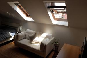 Elegante Altbauwohnung zentral & voll ausgestattet