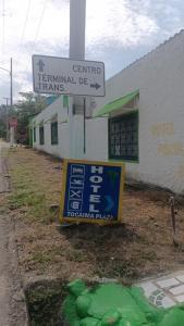 hotel tocaima plaza