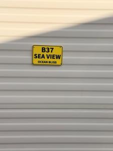 Ocean Bliss-Beach Front - Lux- Sea View- 3-Bedroom Caravan- 8 Sleeps