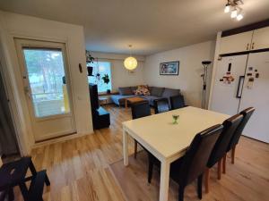 Spacious row house for families and friends