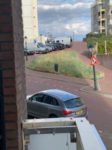 The Scheveningse Meisjes