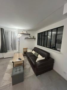 Parisian Hideaway - Heart of Montmartre, Abbesses