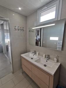 Magnifique studio au pied des plages