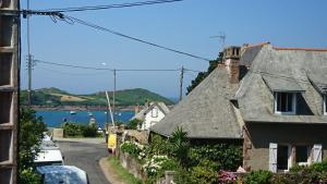 TY SAM Beau T2, terrasse vue mer