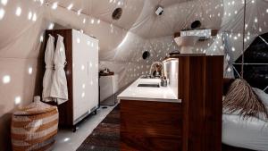 Exquisite Luxurious Dome with Outdoor Shower and Private Pool in Texas