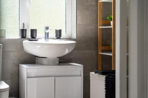 VPS STAYS - House Contractors Students