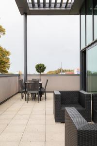 Skyline Serenity: Exquisite 3-Bedroom Ultra-Luxury Penthouse