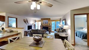 AA302 Buffalo Village