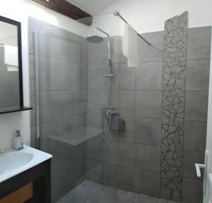 Le Gîte Du Vieux Mûrier Côté Est