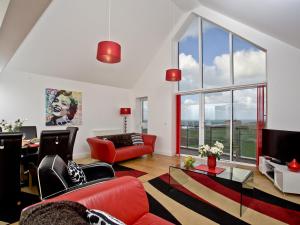 Bredon Court, Poseidon Penthouse