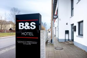 B&S Hotel