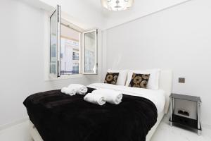 Prestige Azur YourHostHelper