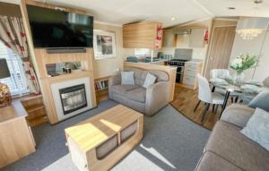 Luxury holiday home Devon cliffs