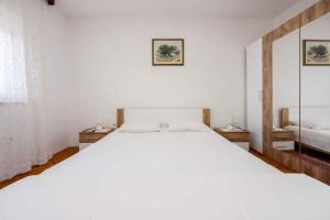 Apartment in Crikvenica 5224