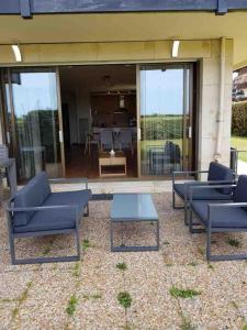 Deauville Beachfront Garden Apartment