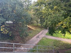 Short stay room in Cardiff