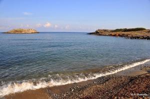 DOXA PETRA Small villa with pool