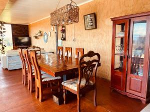 Casa con vista a los volcanes y Lago Llanquihue