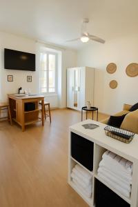 Côté Vieil Antibes