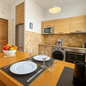 Côté Vieil Antibes