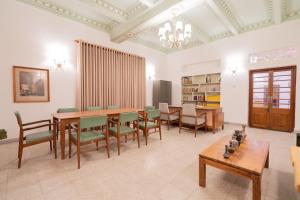 Ayurveda Colonial Mansion