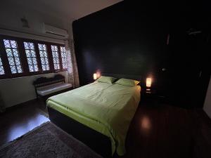 OnebyOne Bungalow 2 Bedroom suite Breakfast included Near Taj Mahal Hotel