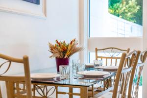 House in Clapham High Street Perfect for Contractors, Families and Professionals