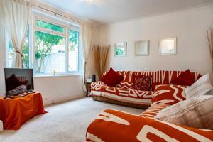 House in Clapham High Street Perfect for Contractors, Families and Professionals