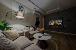 شقة بطابع انيق بحي الملقا