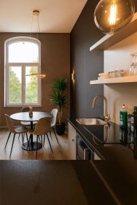 Modern apartment with terrace at Theaterplein