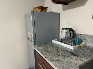 Blue Hole Breeze 5mins Blue Hole 10mins Beach