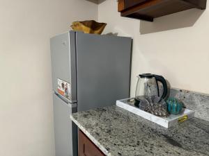 Blue Hole Breeze 5mins Blue Hole 10mins Beach