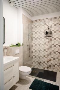 Beautiful new studios super location