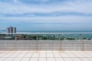 Cobertura Vista Mar Garagem e Churrasqueira