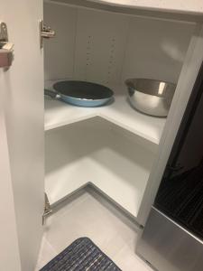 Modern and cozy stay-2 Bedroom Basement