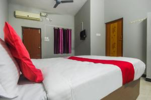 Hotel O Dhanas Residency