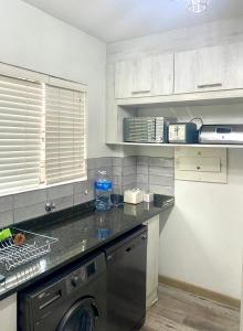 Entire Apartment in Eldoraigne, Centurion