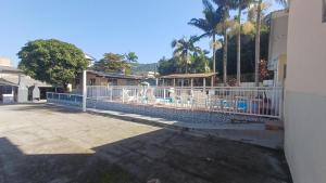 BRUNO KLEMTZ DS1 - CASA COM PISCINA, PARQUE INFANTIL E SALA DE JOGOS- 2 dorm - MEIA PRAIA - ITAPEMA