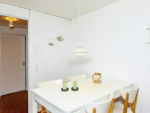 Secluded Dune Cottage-By Traum