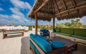 Natura 301 3BRCondowith 2 Jacuzzis & Double Terrace