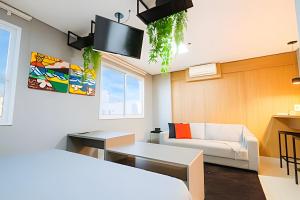 Flat charmoso, completo e com vista linda –