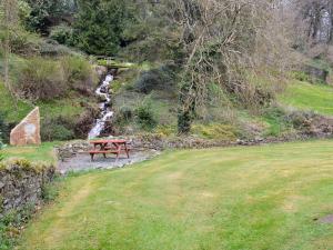 Rosecraddoc Manor - Stable