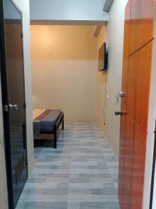 American Roadhouse Hotel and Restaurant