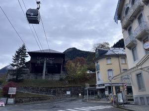 Charmant appartement rénové face aux remontées mécaniques, jusquà 4 personnes - FR-1-812-149