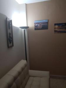 Depto 2 ambientes comodos, Av Luro, zona centro