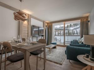 Appartement au cœur de Courchevel Village avec WiFi - FR-1-562-92