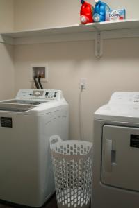 Theos Pocono Retreat