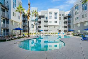 Modern Tempe Retreat Near ASU & Downtown