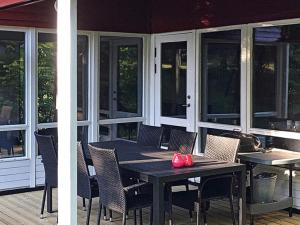 6 person holiday home in TJÖRNARP