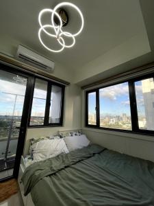 Perfect Sunset View in Pasay Near MOA & NAIA